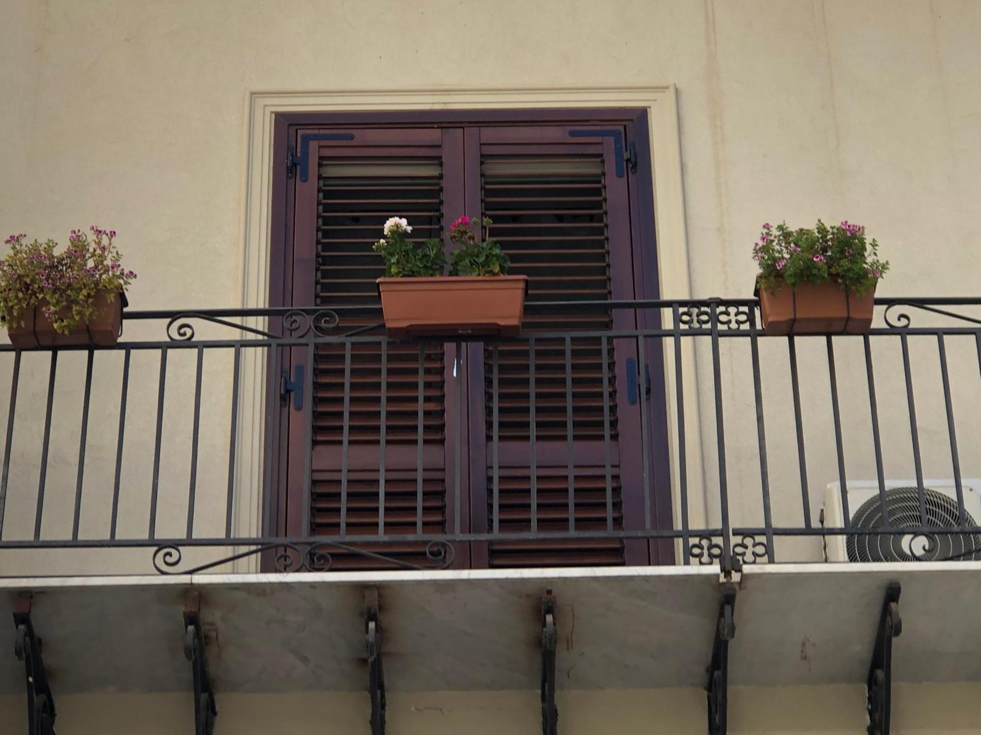 Reginella B&B Palermo Eksteriør billede